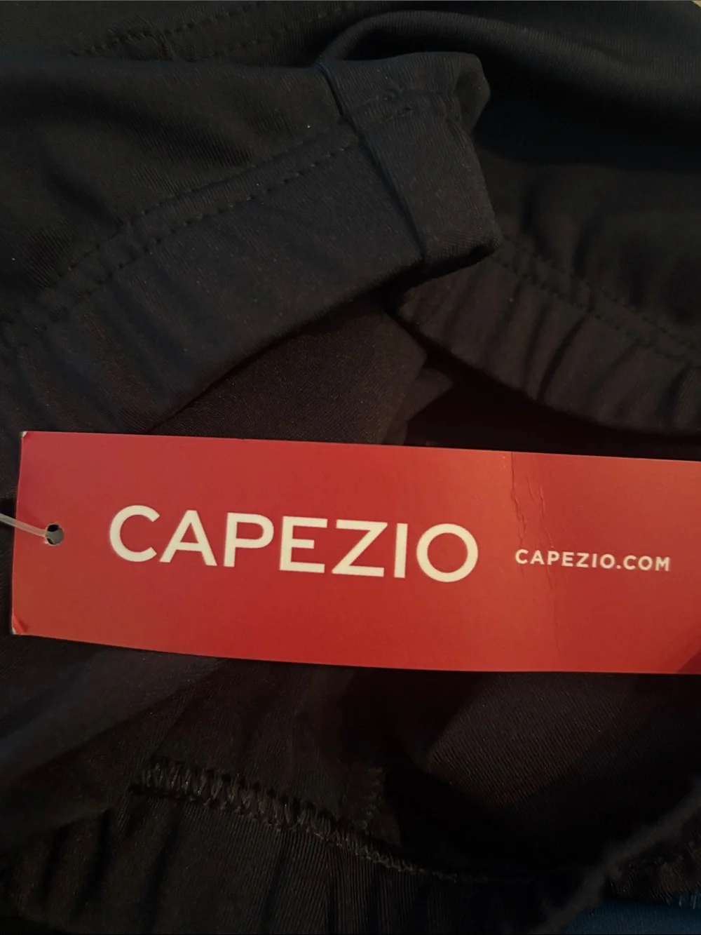 NWT Capezio Big Girls' Brief-Black-Size Medium